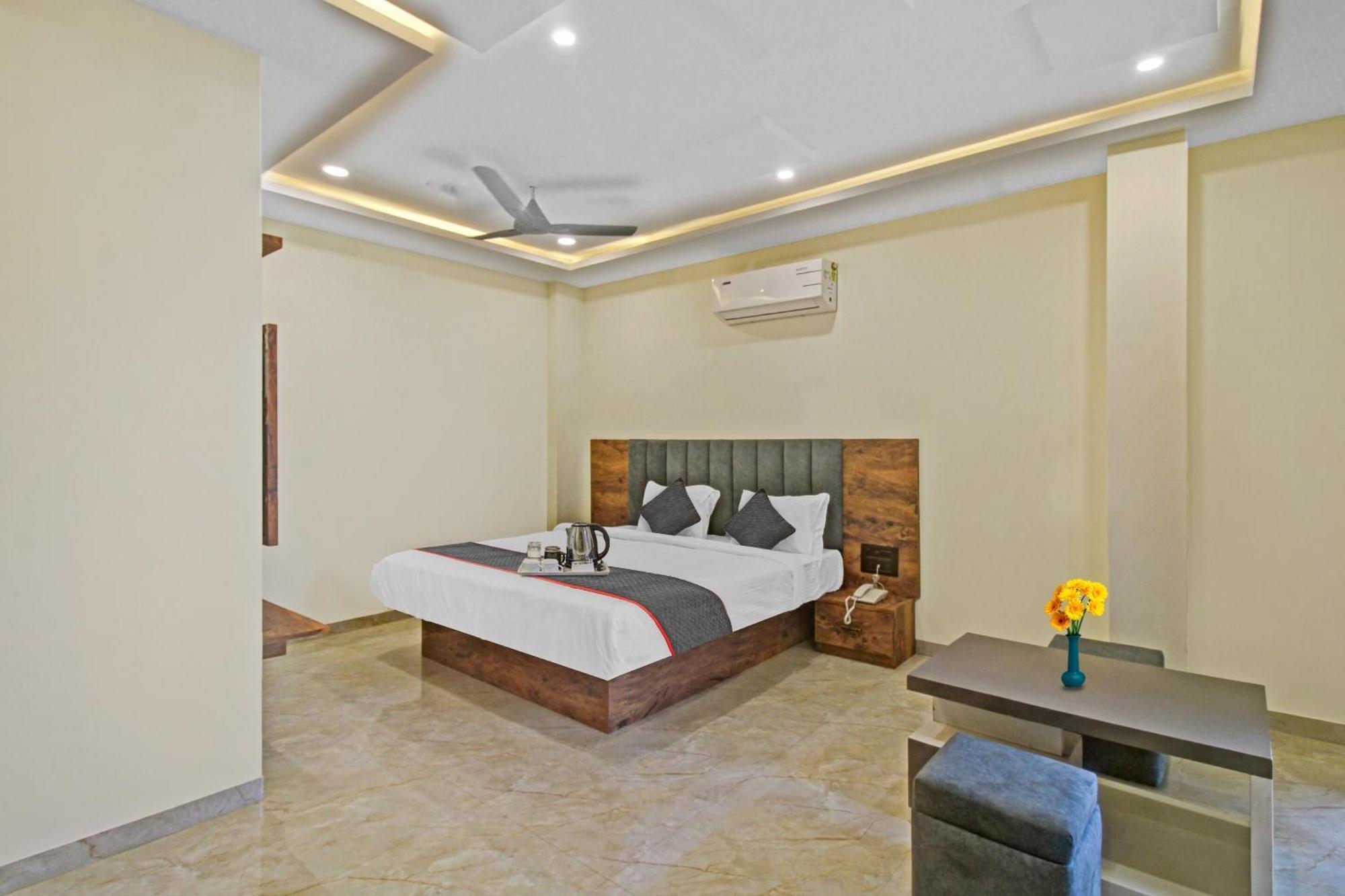 Townhouse Md Star Hotel Nagpur Exterior photo