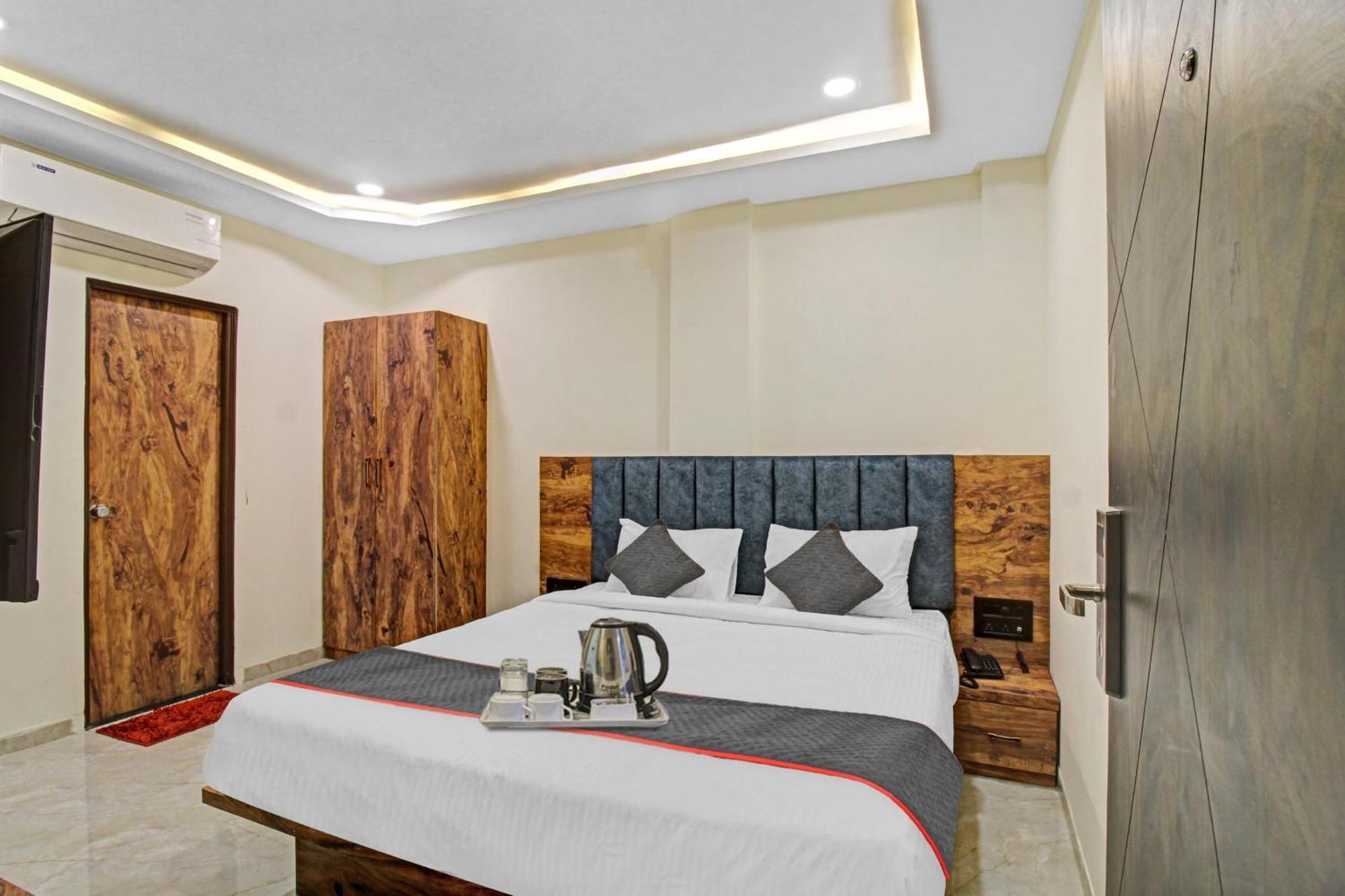 Townhouse Md Star Hotel Nagpur Exterior photo