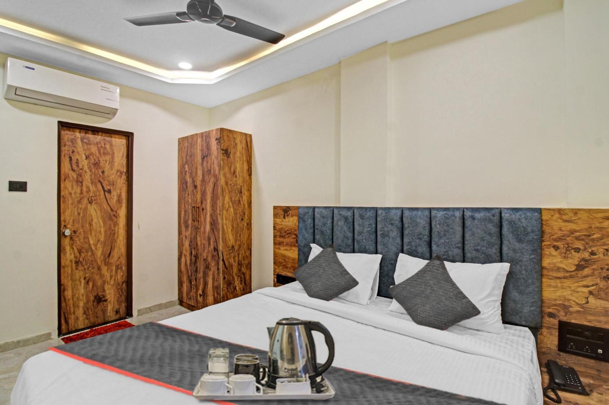 Townhouse Md Star Hotel Nagpur Exterior photo